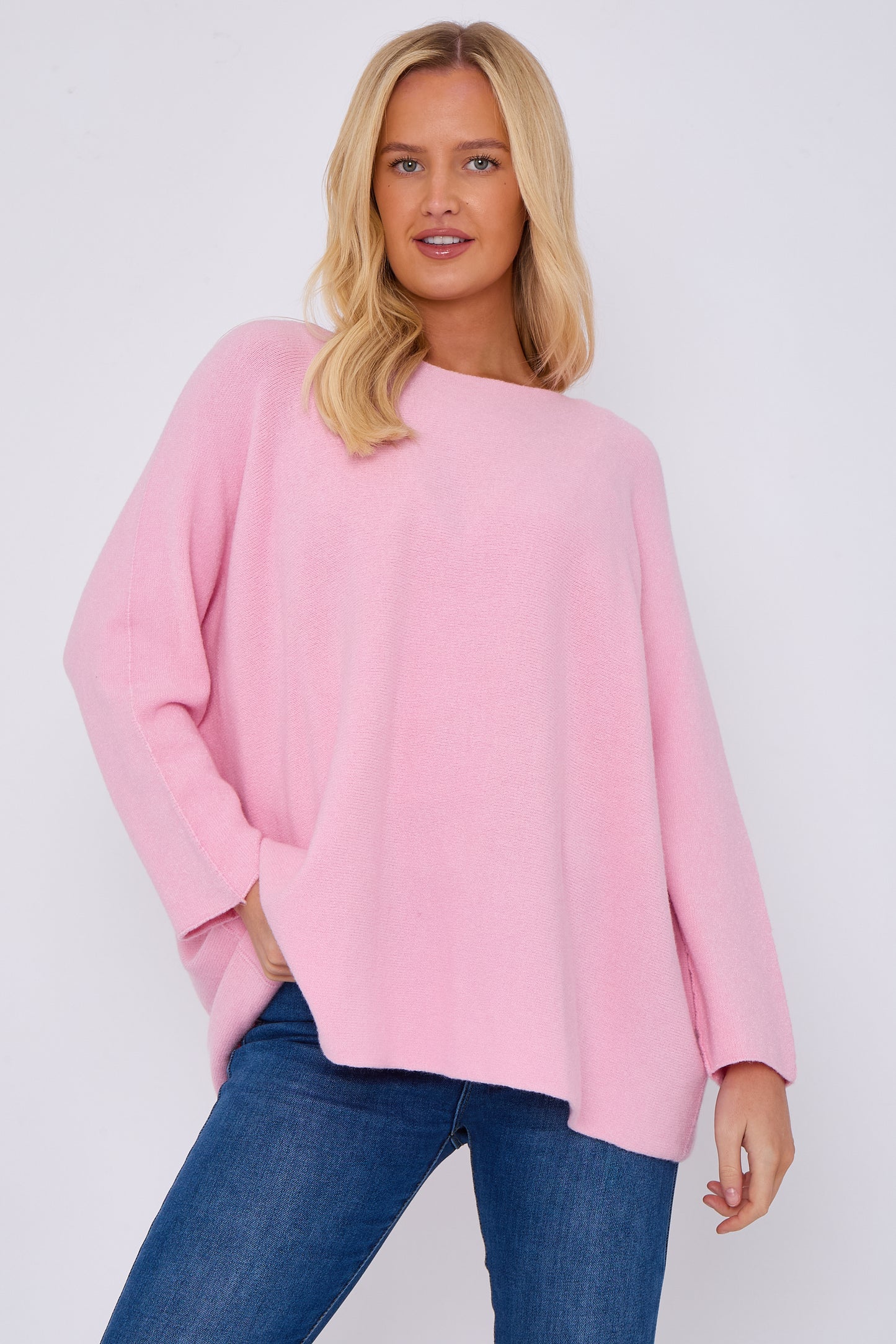 ULTRASOFT ROUNDNECK RELAXED FIT JUMPER