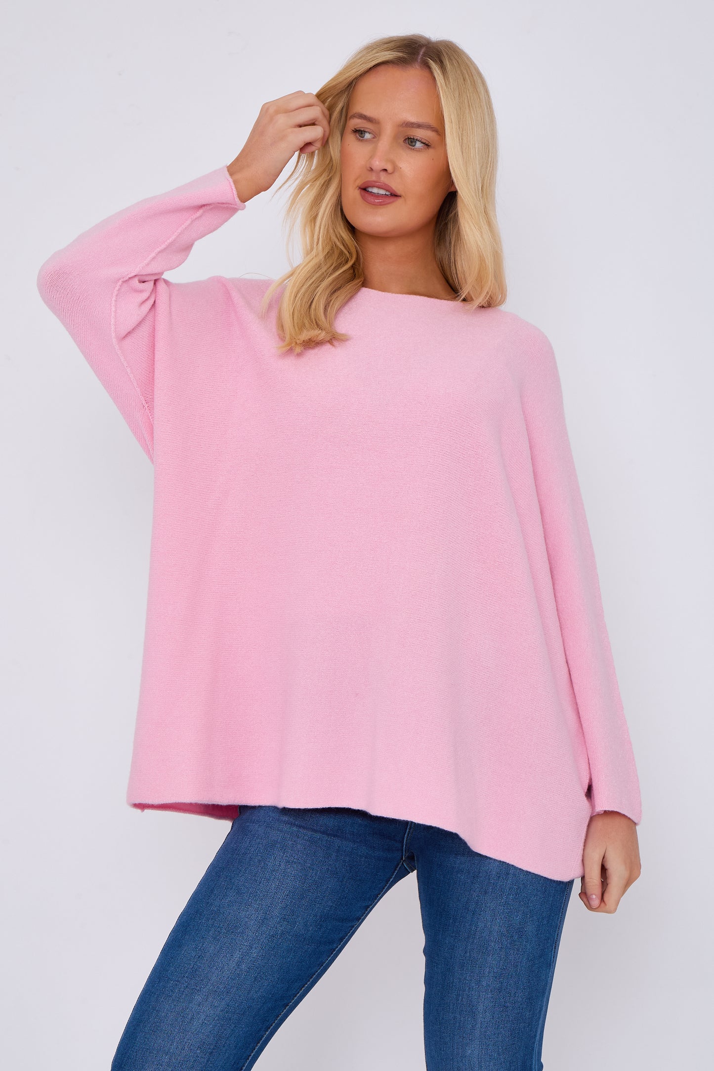 ULTRASOFT ROUNDNECK RELAXED FIT JUMPER