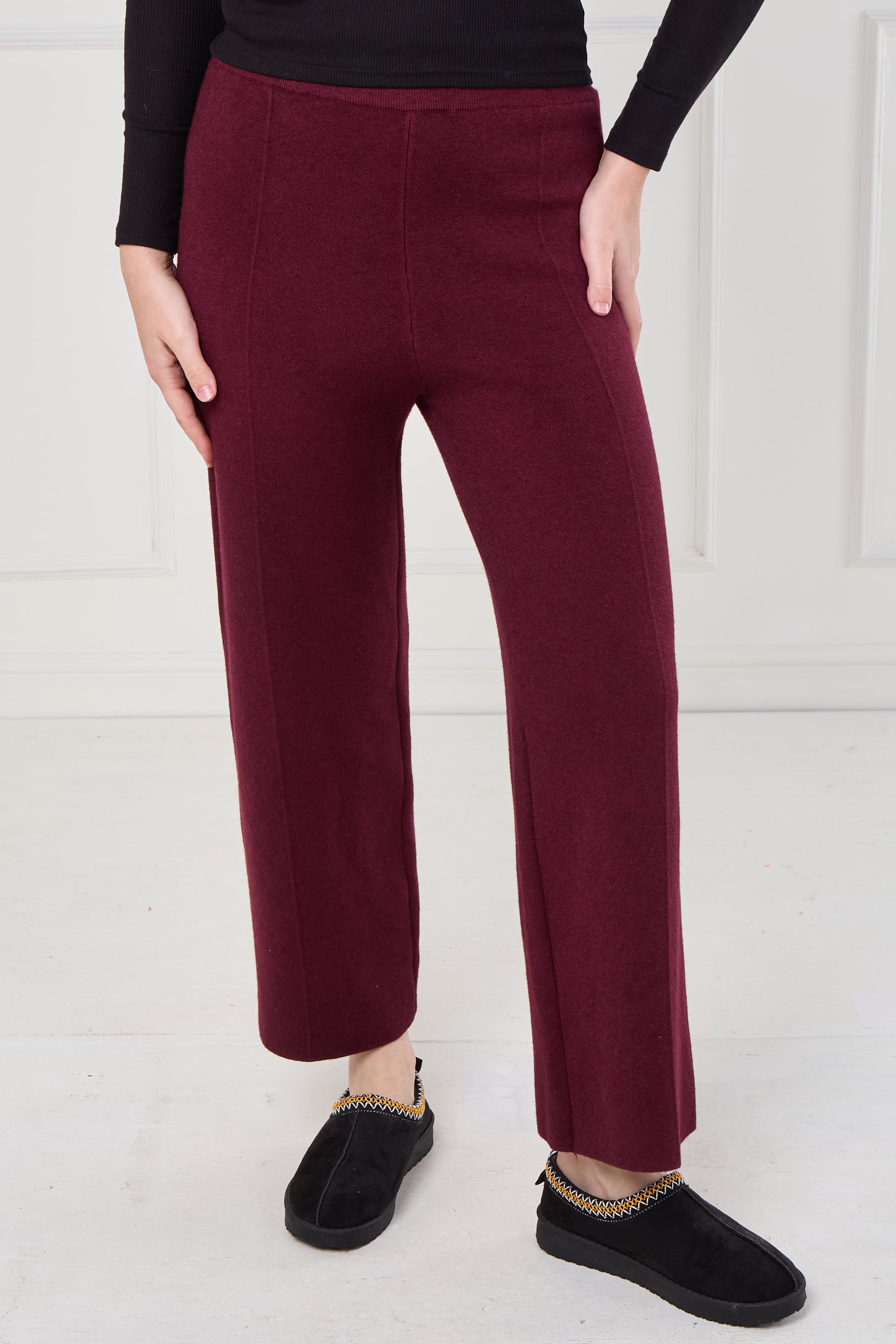 FINE KNIT ELASTICATED WAIST TROUSERS