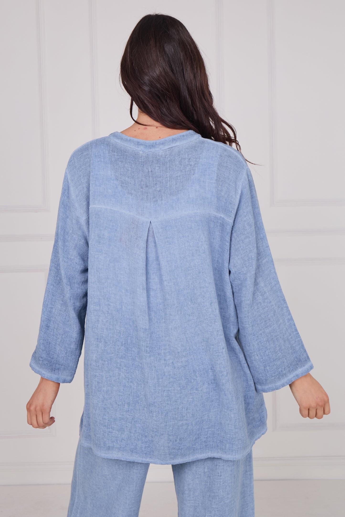 WASHED LINEN LONG SLEEVE V-NECK TOP