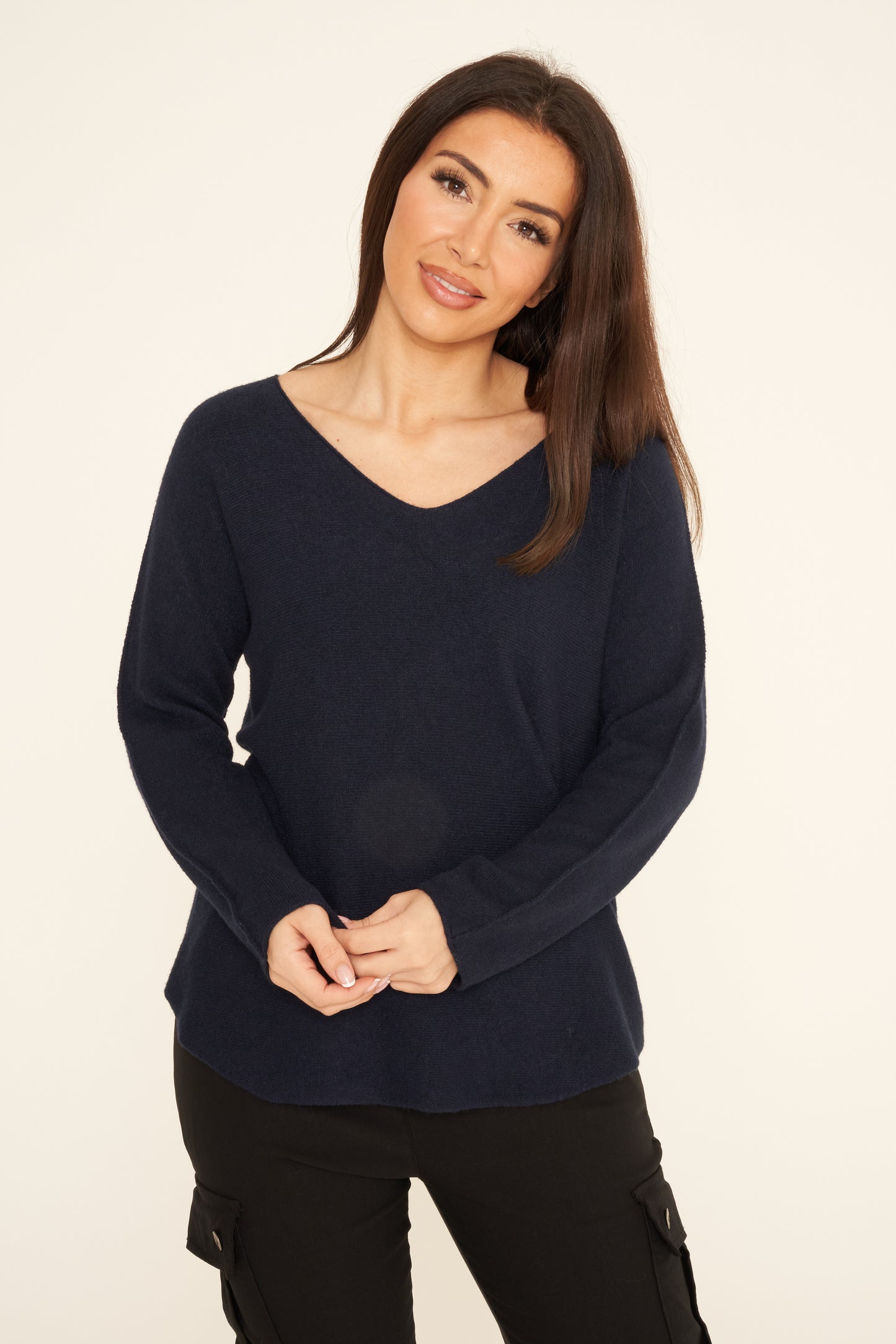 ULTRASOFT V-NECK JUMPER