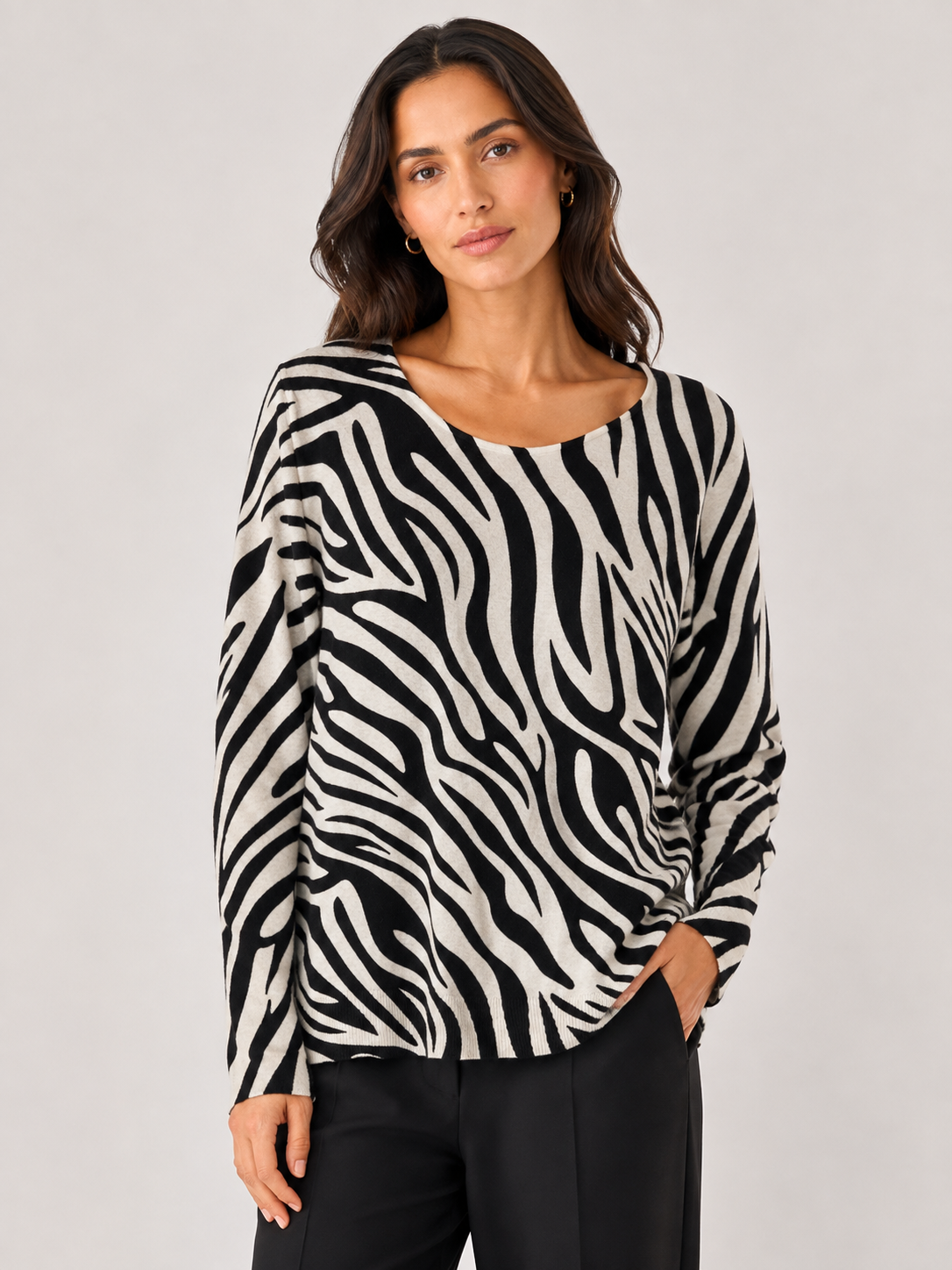 ABSTRACT PRINT SCOOP JUMPER