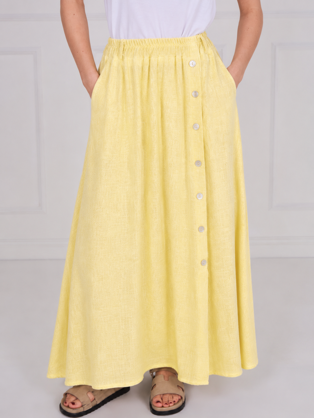 WASHED LINEN BUTTONED MAXI SKIRT