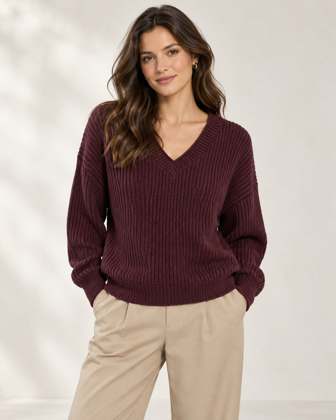 V-NECK TEXTURED JUMPER