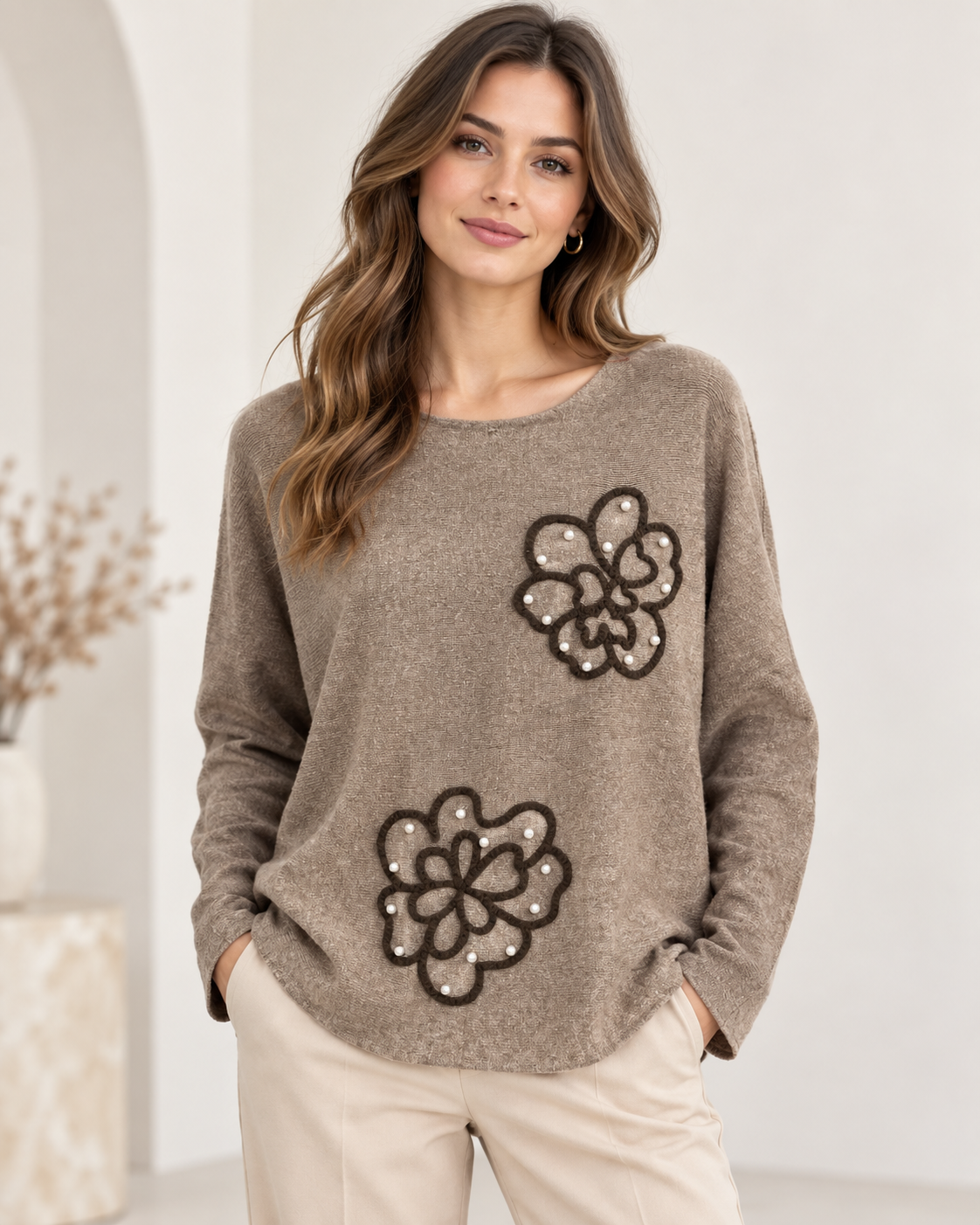 FLOWER PEARL SCOOP NECK JUMPER