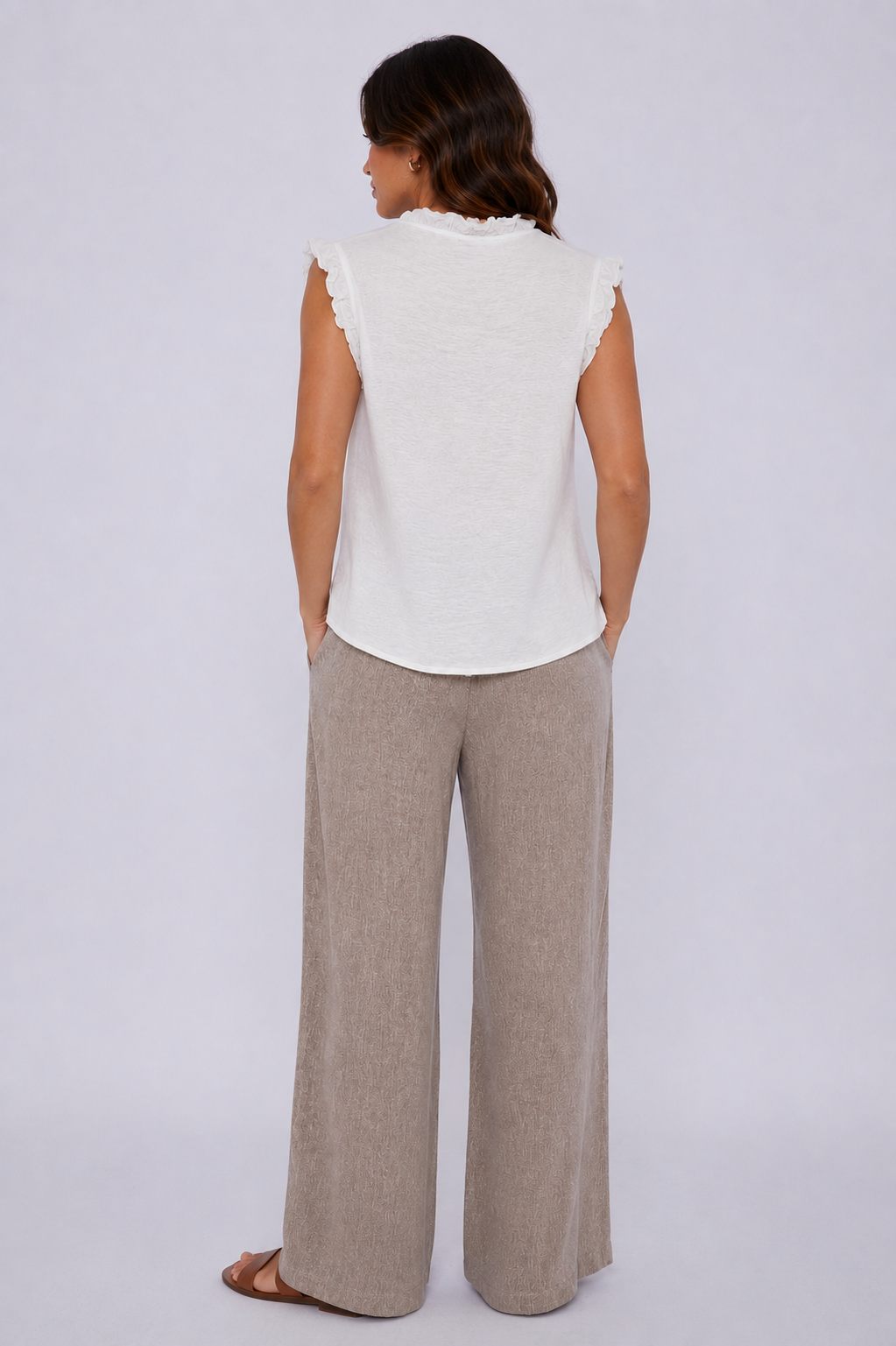 WASHED LINEN FRILL BUTTONED VEST