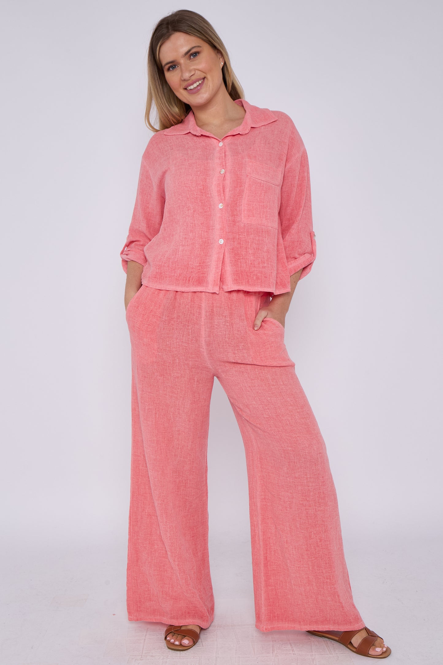 WASHED LINEN ONE POCKET CROPPED SHIRT