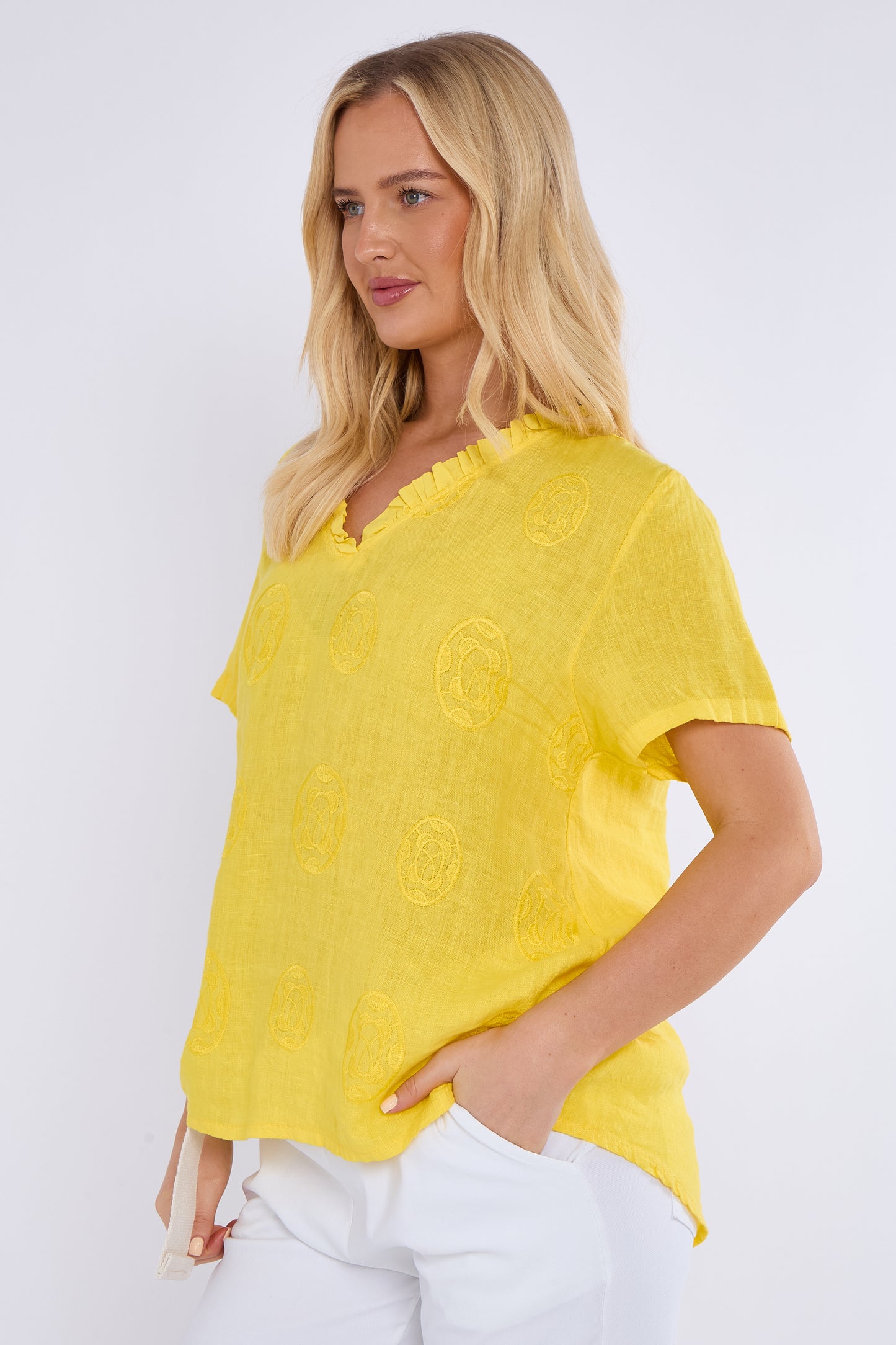EMBOSSED CIRCLE FRILL NECK LINEN TOP