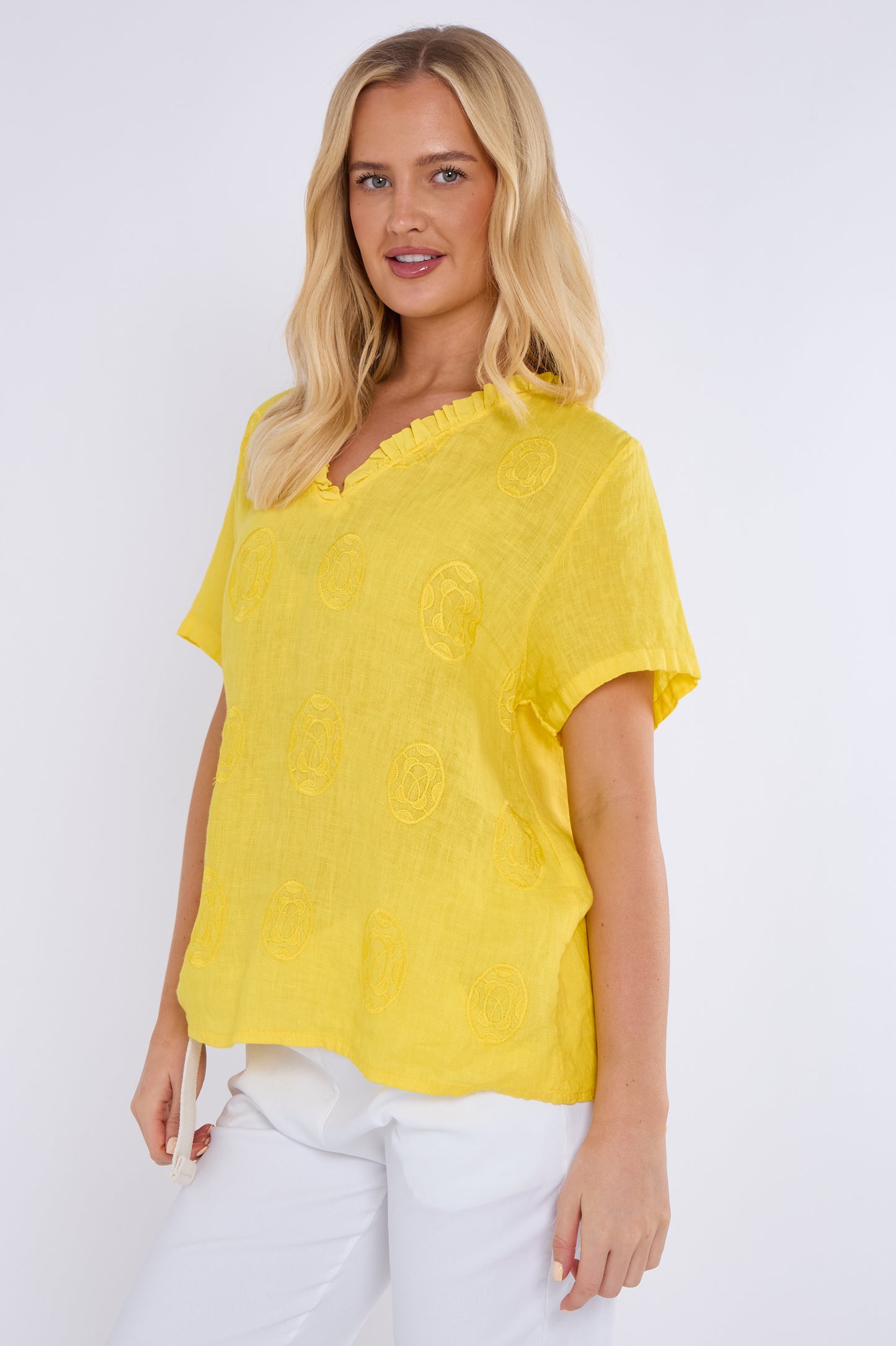 EMBOSSED CIRCLE FRILL NECK LINEN TOP