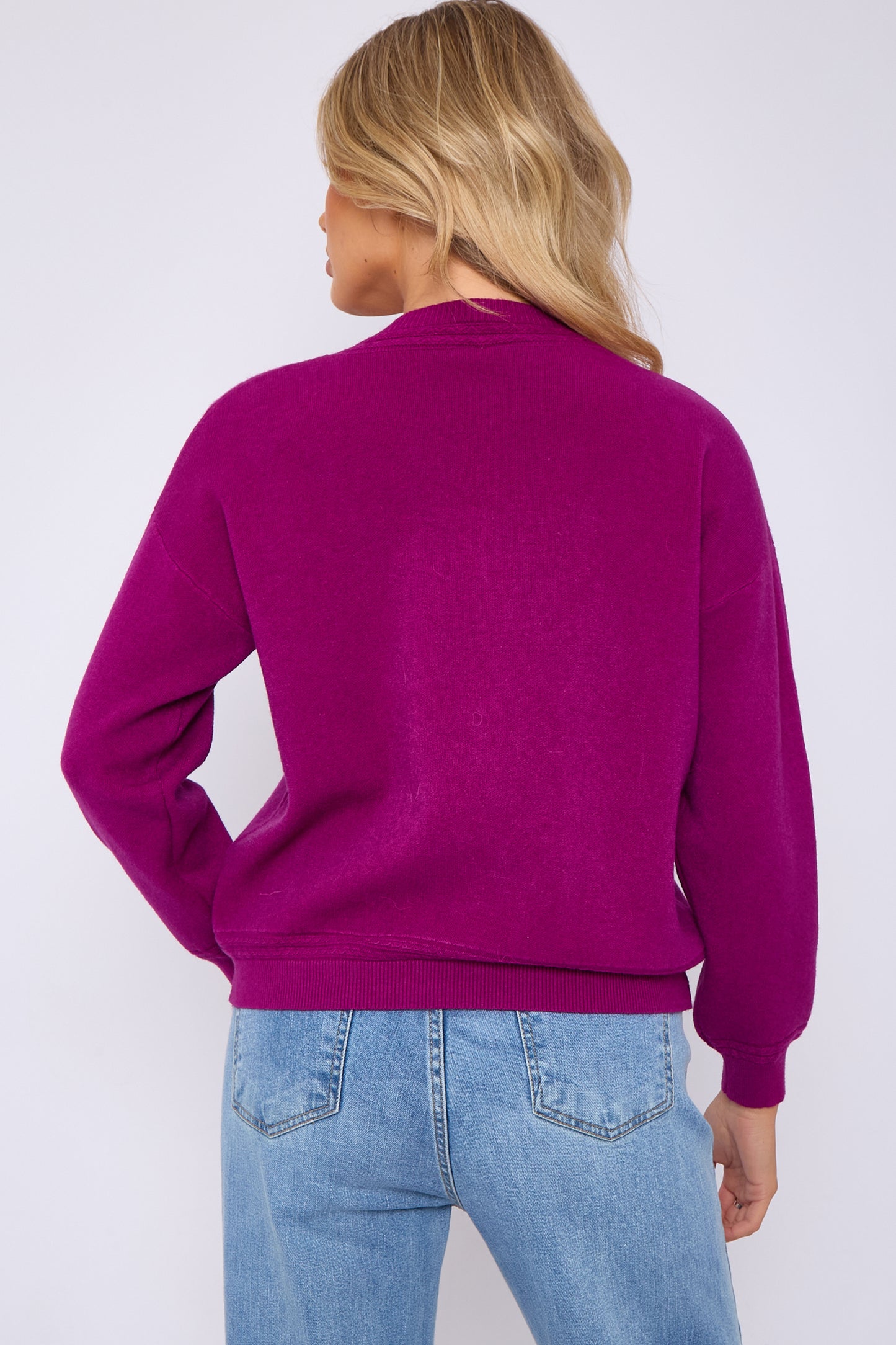 V-NECK DETAIL JUMPER