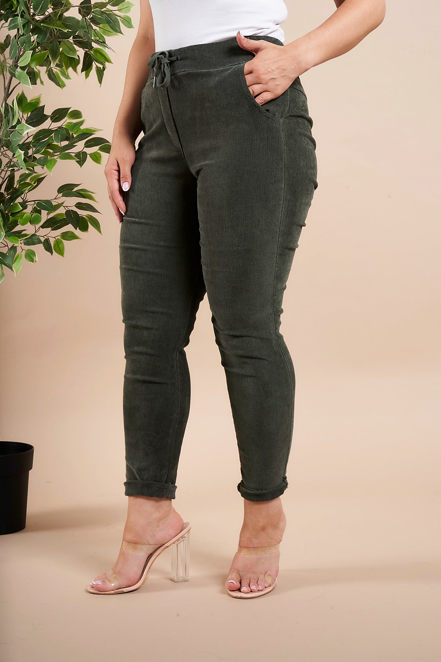 ULTRAFINE NEEDLECORD MAGIC TROUSERS