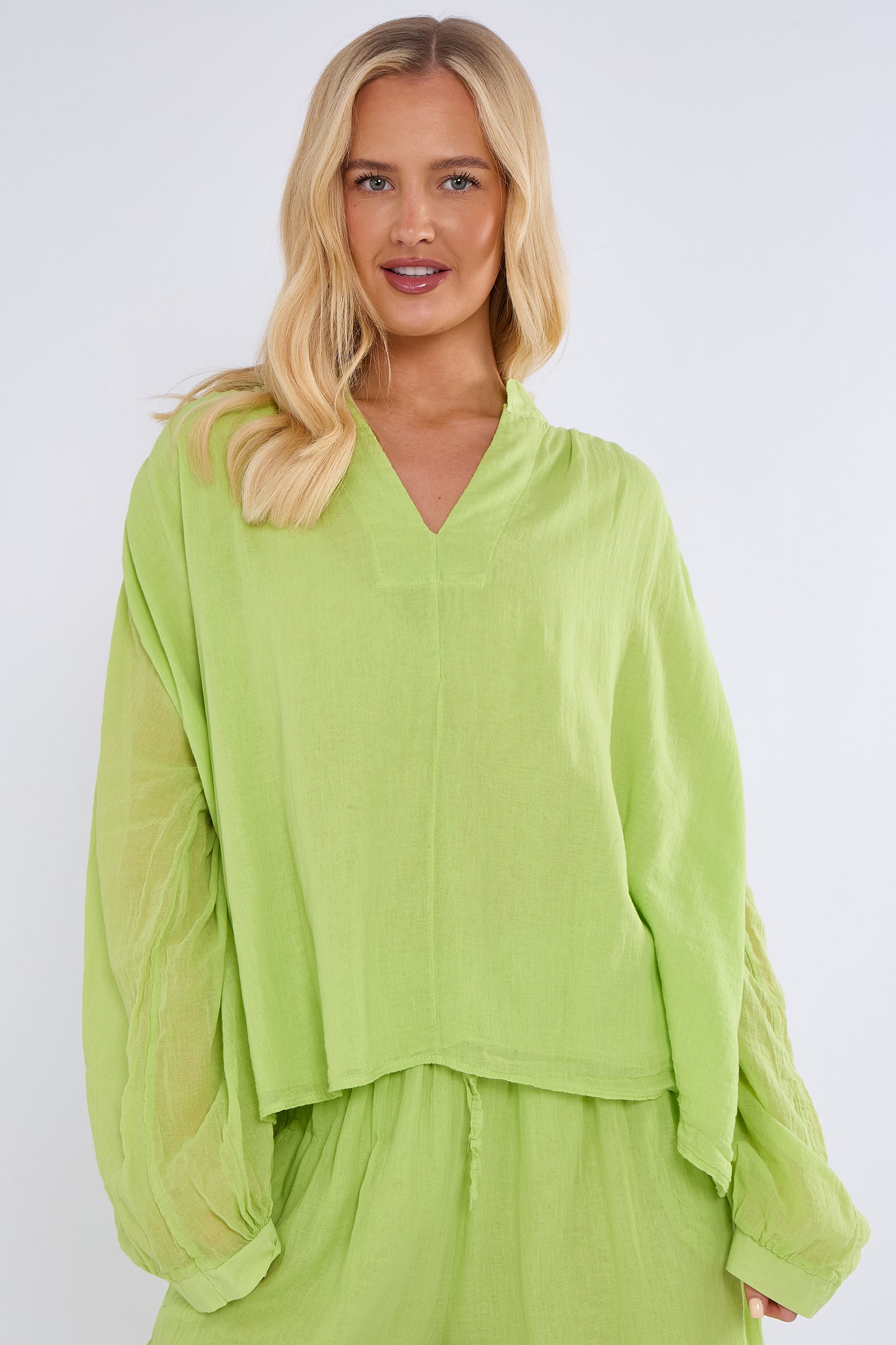 V-NECK COTTON LINED TOP