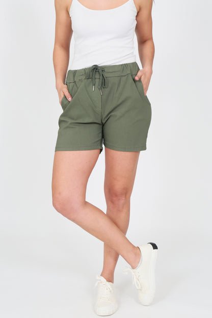 TWO POCKET MAGIC SHORTS