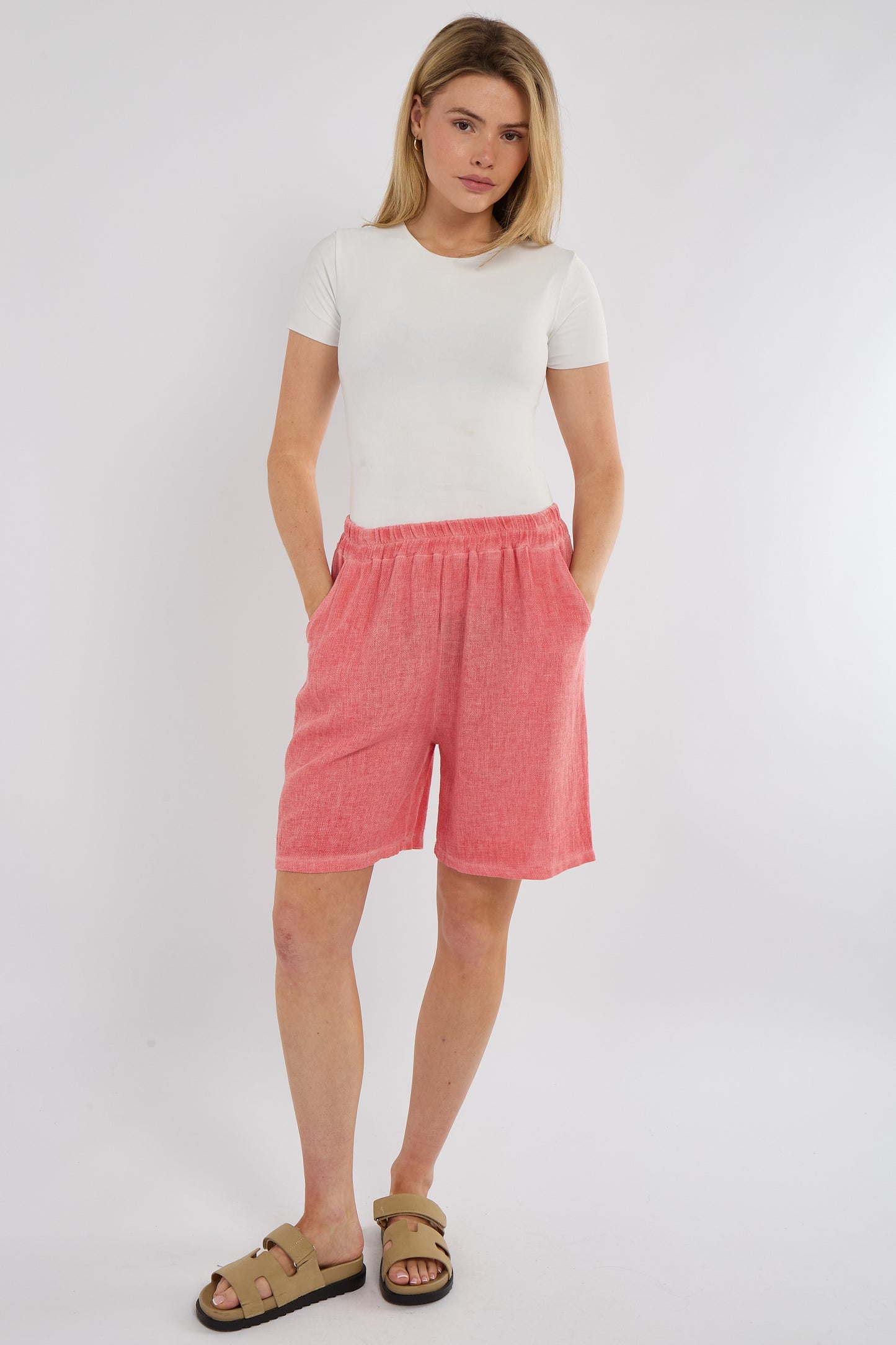 WASHED LINEN ELASTICATED WAIST TWO POCKETS SHORTS