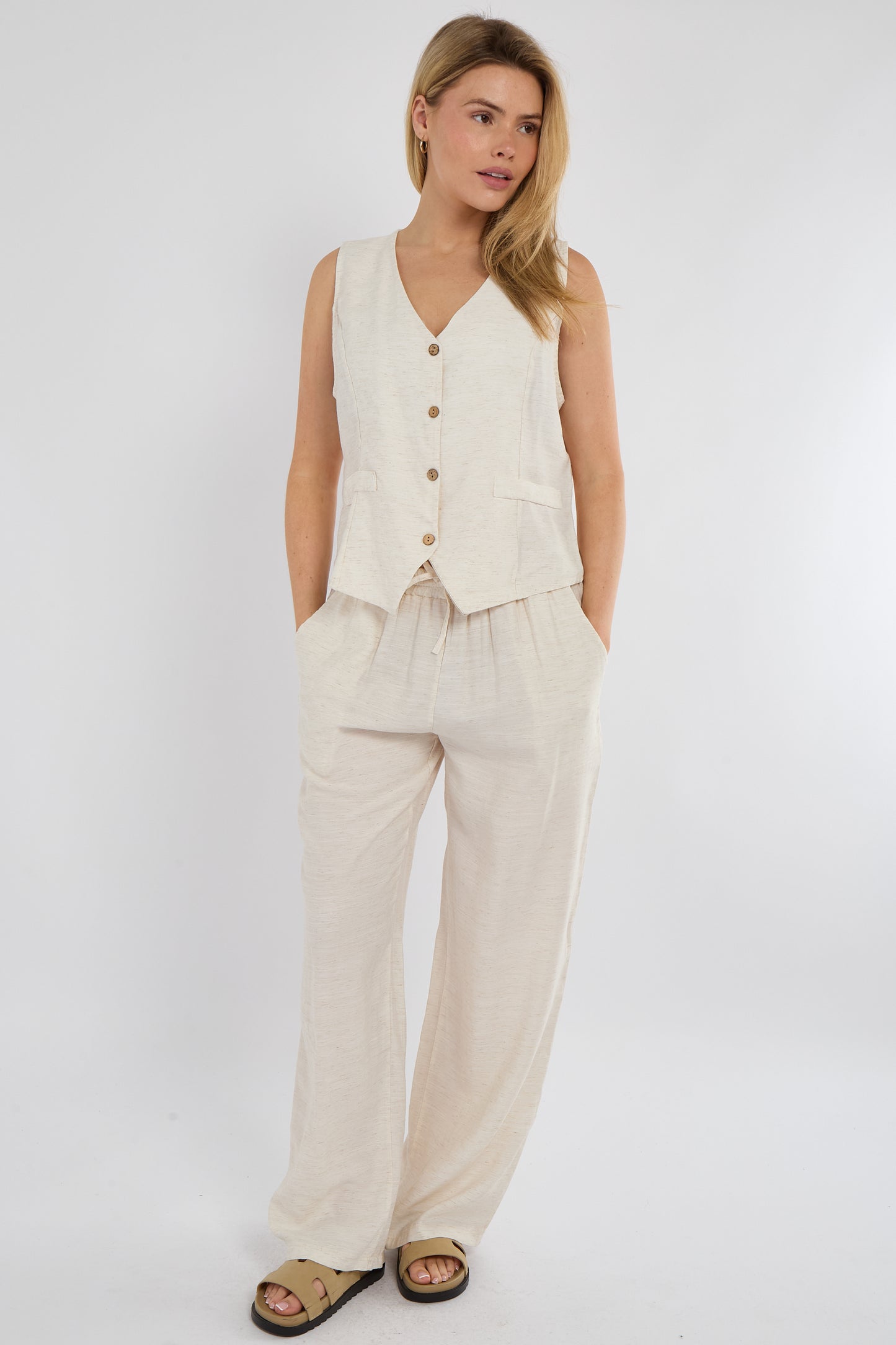 FINE LINEN MIX WAISTCOAT