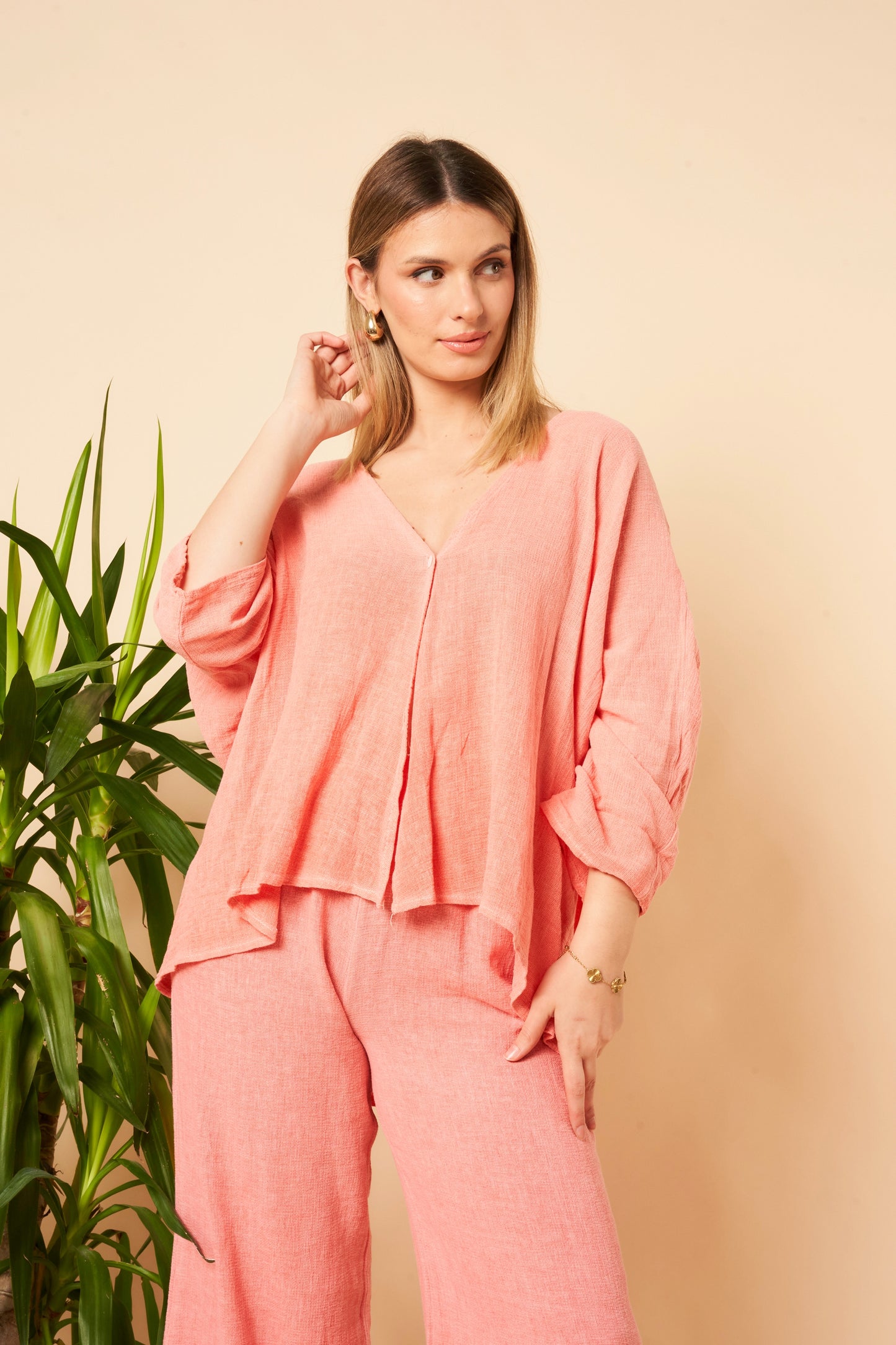 ONE BUTTON WASHED LINEN MIX V-NECK CARDIGAN
