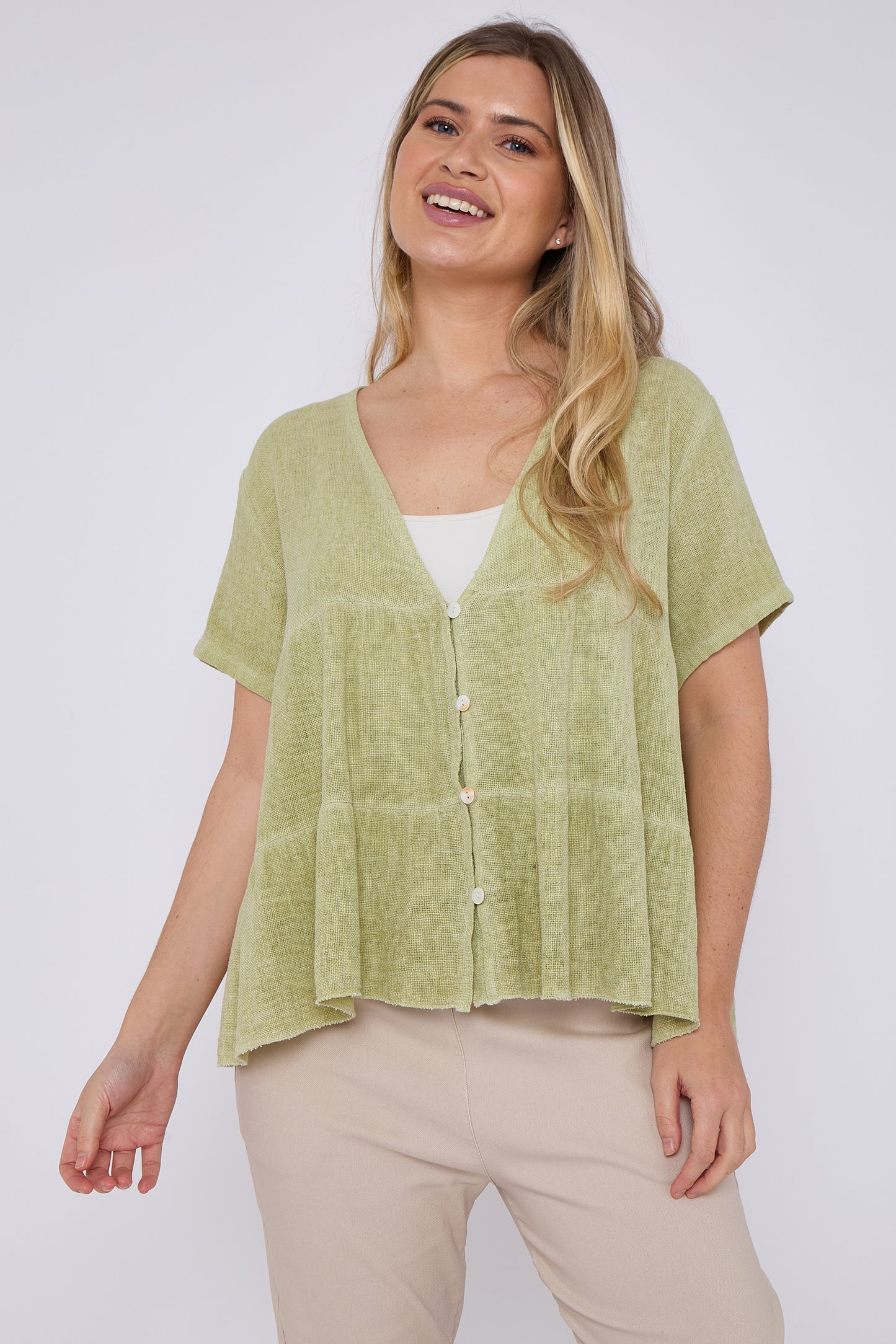 WASHED LINEN BUTTON TIERED TOP