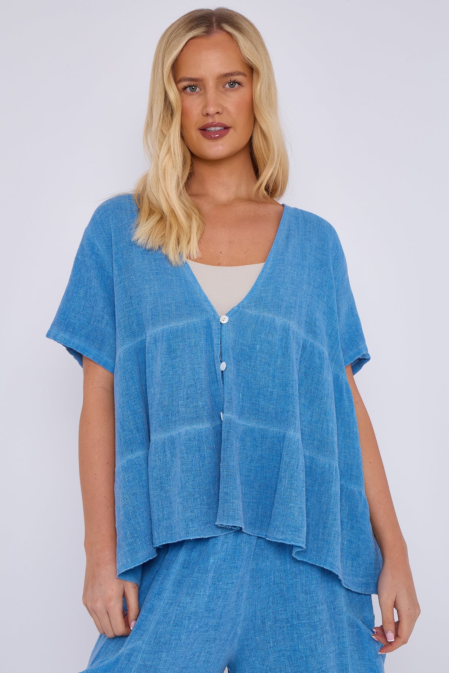 WASHED LINEN BUTTON TIERED TOP