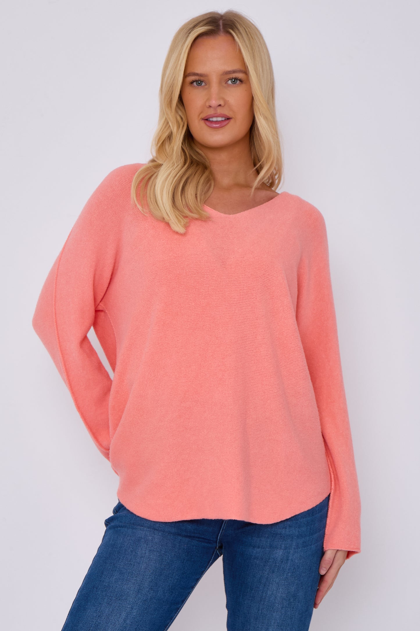 ULTRASOFT V-NECK JUMPER