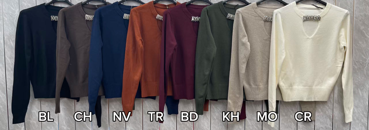 DIAMOND DETAIL V-NECK JUMPER