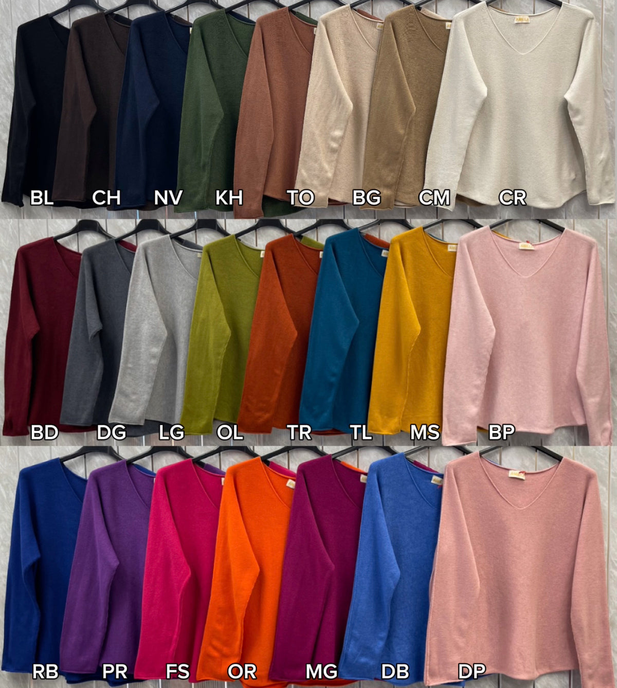 CLASSIC V-NECK JUMPER