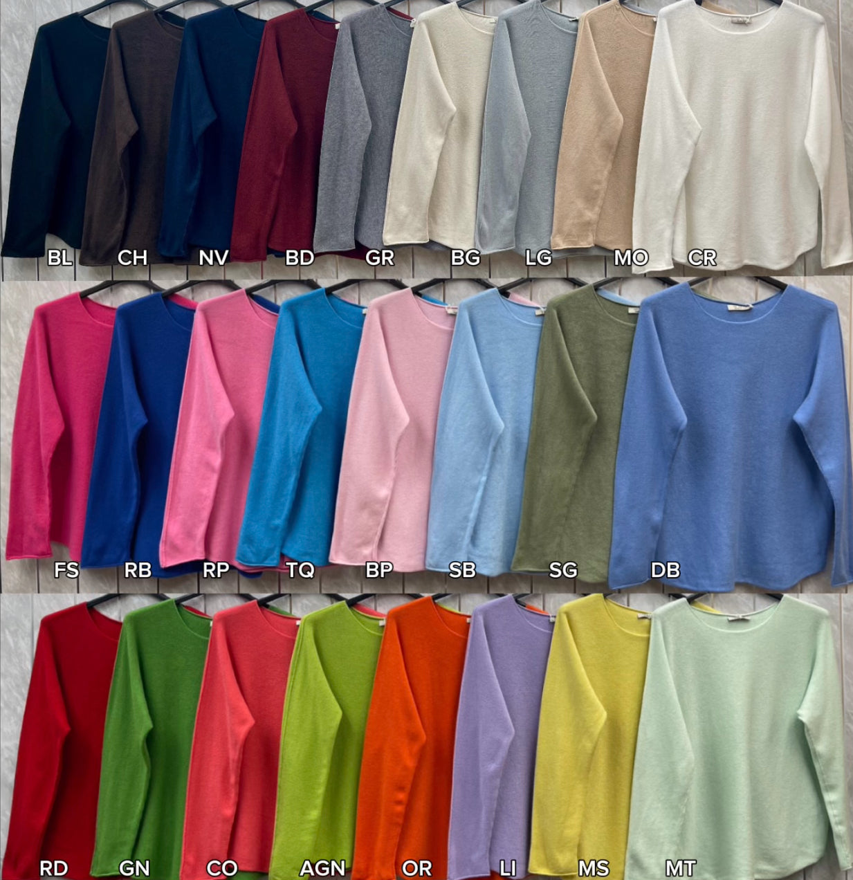 Classic SCOOP Neck Jumper