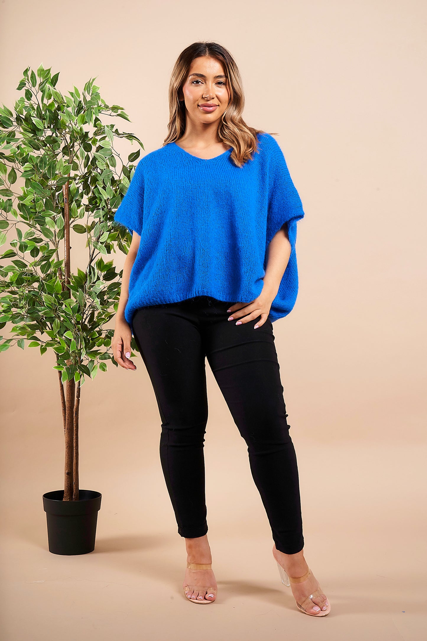 V-NECK SHORT SLEEVE MOHAIR JUMPER