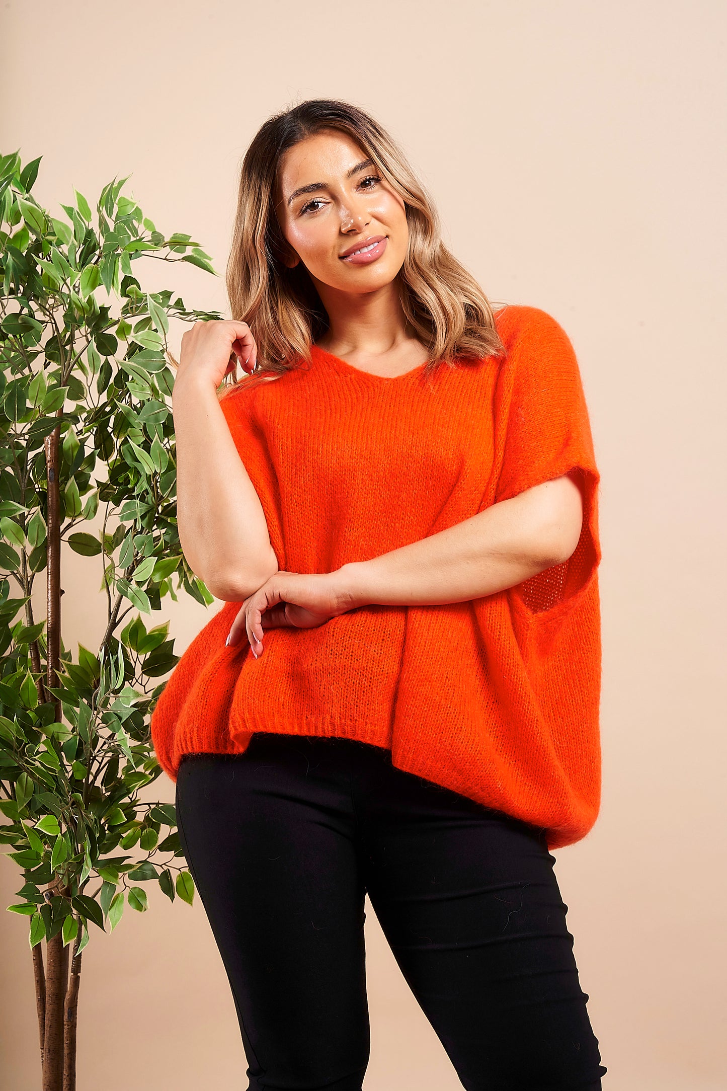 V-NECK SHORT SLEEVE MOHAIR JUMPER