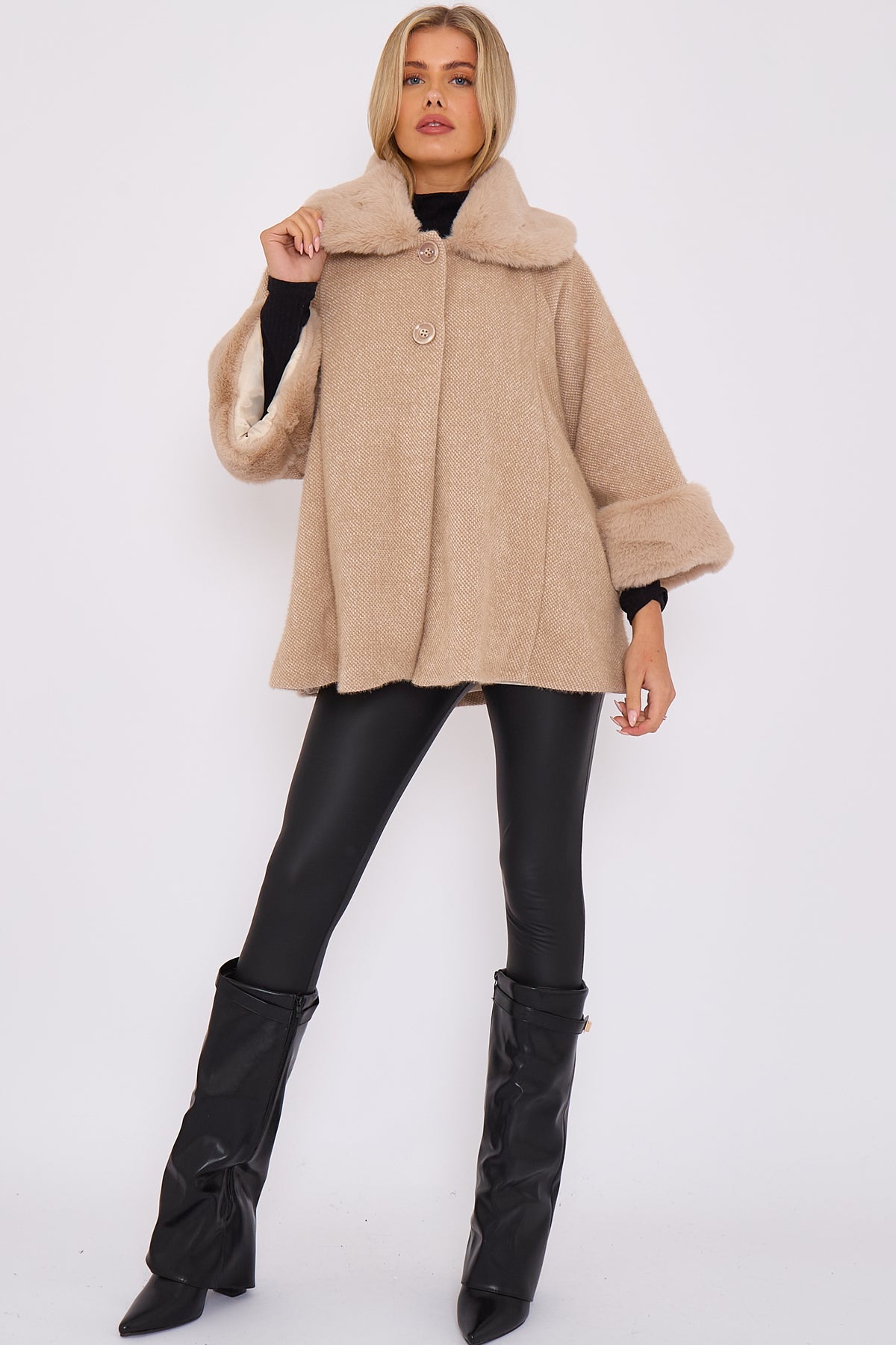 COLLAR FAUX FUR COAT