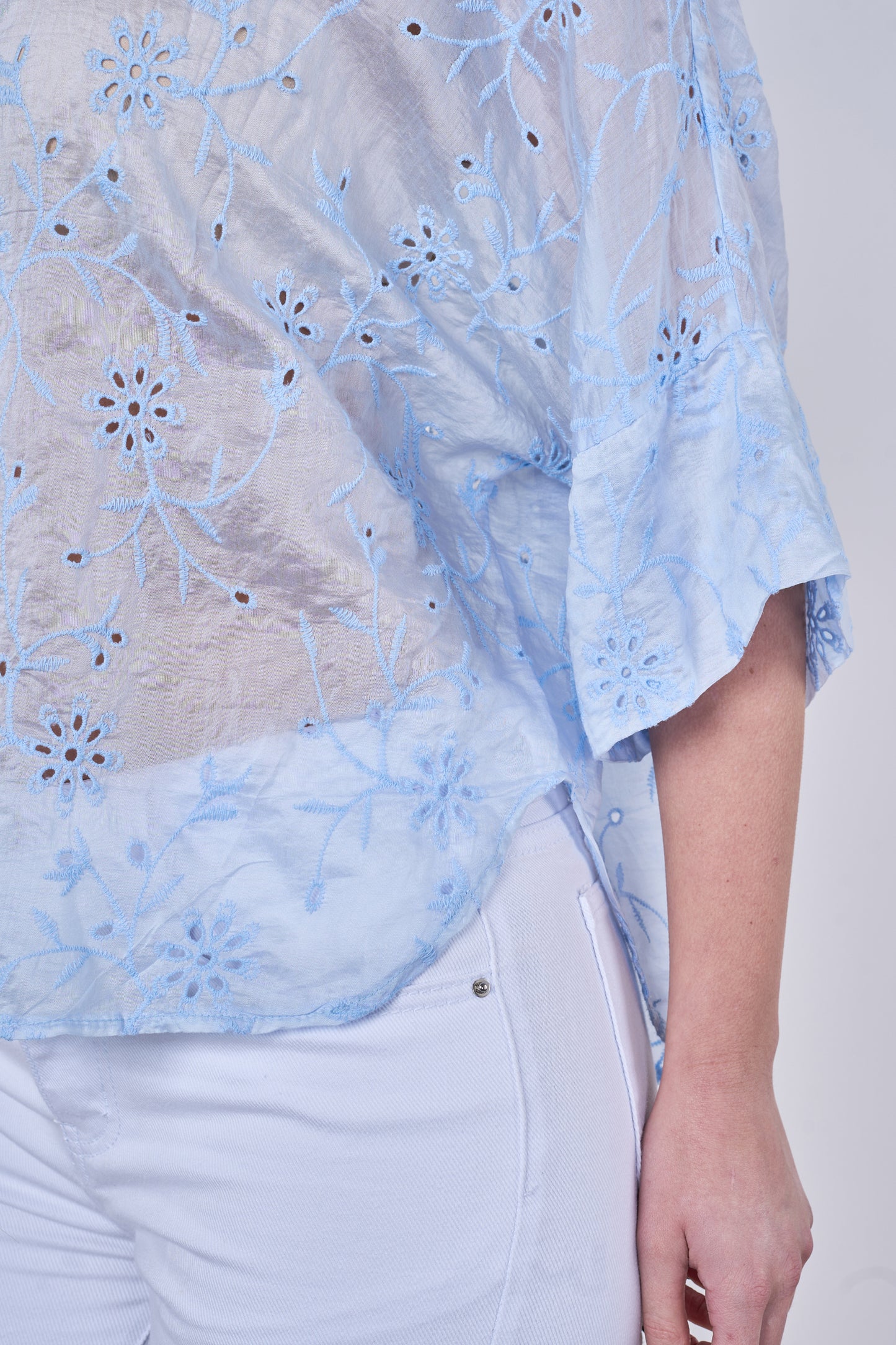 EMBROIDERED TENCEL COTTON BLEND HALF SLEEVE SHIRT