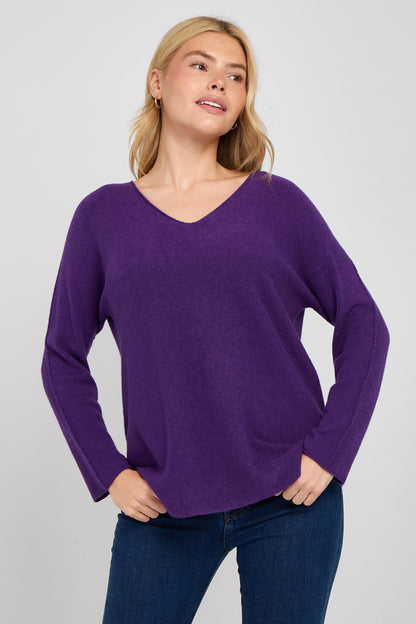 Ultrasoft V-NECK Jumper