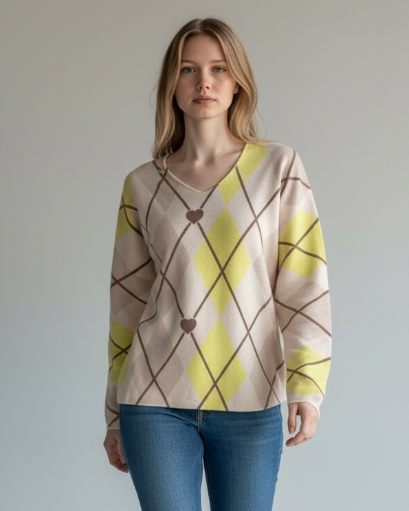 ARGYLE HEART V-NECK JUMPER