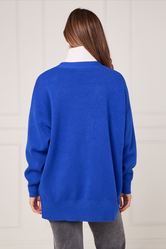 GOLD BUTTON V-NECK CARDIGAN